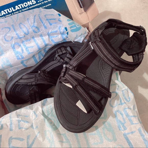 Teva 👩Terra Fi Lite Double Zipper Black Sandals